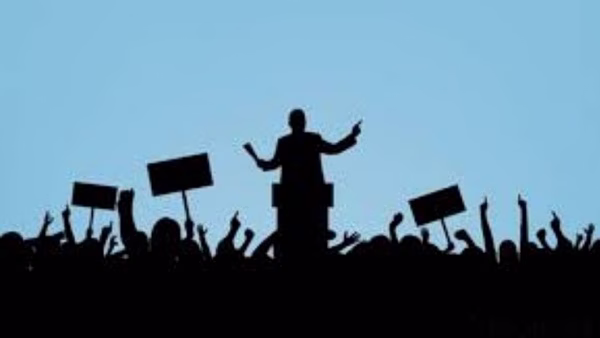 Η μεγάλη ρευστοποίηση: Από την κρίση του ΣΥΡΙΖΑ στα κόμματα υπό εξαφάνιση