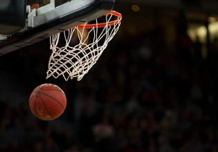 Το NBA περικόπτει προσωπικό στις ΗΠΑ και επενδύει στην Ευρώπη