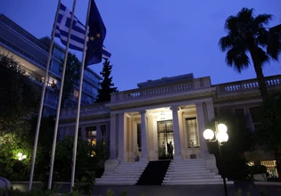 «Καύσωνας» με το σκάνδαλο ΟΠΕΚΕΠΕ: Το «κλιματιστικό» του Μαξίμου και οι «υψηλές θερμοκρασίες» μετά τις διώξεις