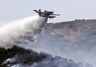 Από γεωργικές εργασίες ξεκίνησε η φωτιά στο Δερβένι Θεσσαλονίκης – Συνελήφθη ένας άνδρας