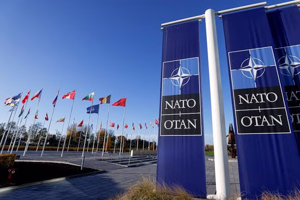 Ρωσία: Το ΝΑΤΟ έλαβε «ανεύθυνες αποφάσεις οι οποίες θα μπορούσαν να οδηγήσουν σε καταστροφή»