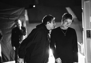 Το ντοκιμαντέρ για το reunion των Oasis «προσγειώνεται» στη Βενετία