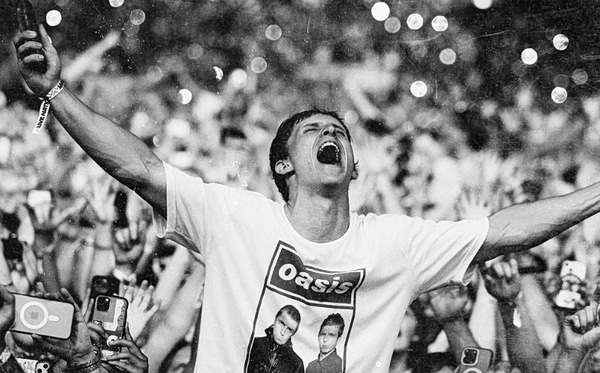 Oasis: Το (What’s The Story) Morning Glory? κορυφαίο άλμπουμ όλων των εποχών στη Βρετανία