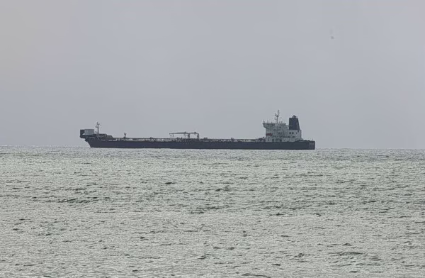 Στενά του Ορμούζ: Το Ιράν ετοιμάζεται για διόδια – Τι ισχύει σε άλλα περάσματα