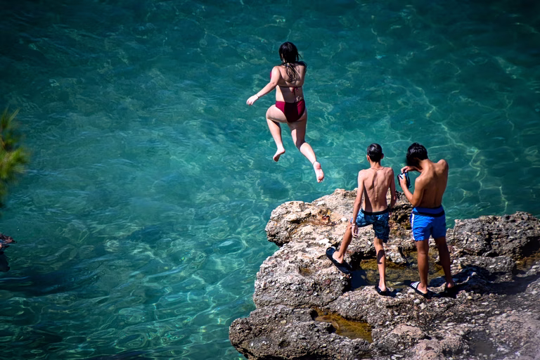 Καιρός: Άγγιξε τους 40 °C το θερμόμετρο την Κυριακή – Με υψηλές για την εποχή θερμοκρασίες ξεκινά η εβδομάδα