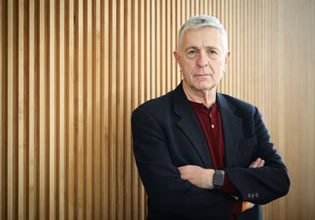 Θύμα παρακολούθησης από το Pegasus και ο πρώην ευρωβουλευτής Στέλιος Κούλογλου