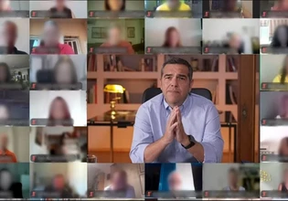 Πιστεύω στη δύναμη της πολιτικής γιατί μπορεί να βελτιώσει τις ζωές των ανθρώπων – Ο Αλέξης Τσίπρας σε απευθείας γραμμή με τα μέλη της ΕΛΑΣ