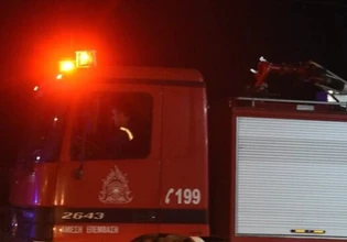 Καλλιθέα: 70χρονος εντοπίστηκε χωρίς τις αισθήσεις του κατά την κατάσβεση πυρκαγιάς σε διαμέρισμα
