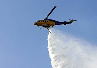 Φωτιά στη Γαλάτιστα Χαλκιδικής – Σηκώθηκαν 6 εναέρια μέσα