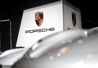 Η Porsche ενδέχεται να περικόψει 4.000 θέσεις εργασίας, πέρα από αυτές που είχαν ήδη ανακοινωθεί