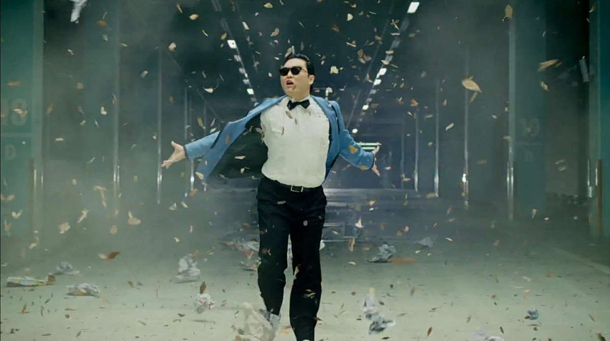 Gangnam Style: Το superhit του Psy γράφει ακόμα ιστορία