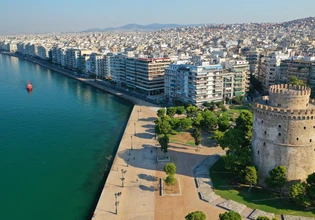 Επτάχρονη περιφερόταν μόνη της στους δρόμους της Θεσσαλονίκης – Συνελήφθη ο πατέρας της