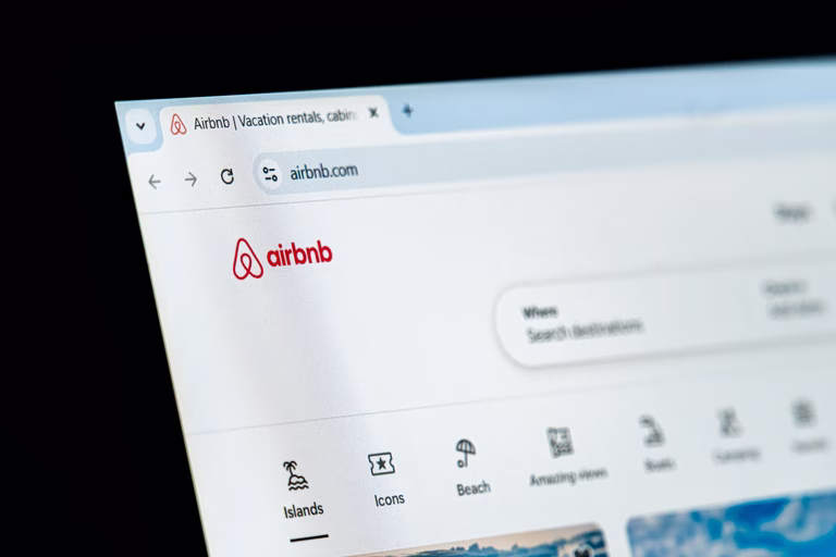 Πώς το Μουντιάλ έγινε «φλέβα χρυσού» για την Airbnb