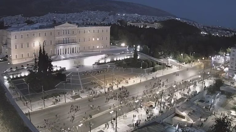 Φτιάχνοντας κράτος ξανά