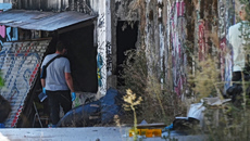 Κυψέλη: Ακαθόριστα τα αίτια θανάτου της γυναίκας που βρέθηκε νεκρή σε βαλίτσα – Τι έδειξε η νεκροψία-νεκροτομή