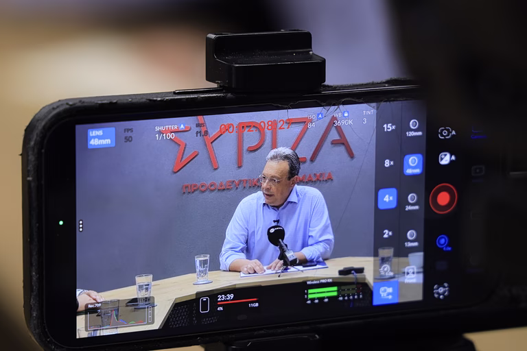 ΣΥΡΙΖΑ: «Βγήκαν τα μαχαίρια από τα θηκάρια» μετά την ανεξαρτητοποίηση Φάμελλου