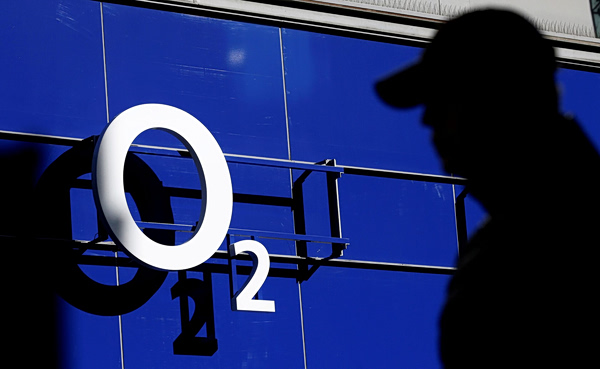 Γερμανία: Η O2 Telefónica σχεδιάζει περικοπές τουλάχιστον 1.000 θέσεων εργασίας