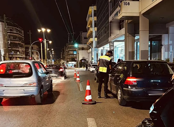 Tροχαία: 29 συλλήψεις οδηγών σε ελέγχους στην Αττική – 9 είχαν καταναλώσει αλκοόλ