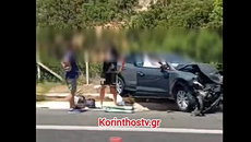 Τροχαίο στην Κορίνθου – Τριπόλεως: Φορτηγό έσπασε τις μπάρες, πέρασε στο αντίθετο ρεύμα και συγκρούστηκε με ΙΧ – 3 τραυματίες