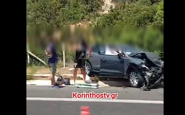 Τροχαίο στην Κορίνθου – Τριπόλεως: Φορτηγό έσπασε τις μπάρες, πέρασε στο αντίθετο ρεύμα και συγκρούστηκε με ΙΧ – 3 τραυματίες