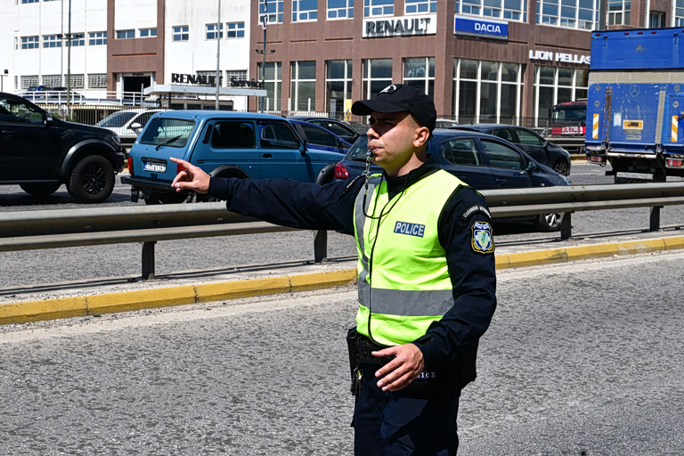 ΕΛ.ΑΣ.: Η τεράστια αλλαγή στις κλήσεις της Τροχαίας – Από το χαρτί στον ψηφιακό μετασχηματισμό