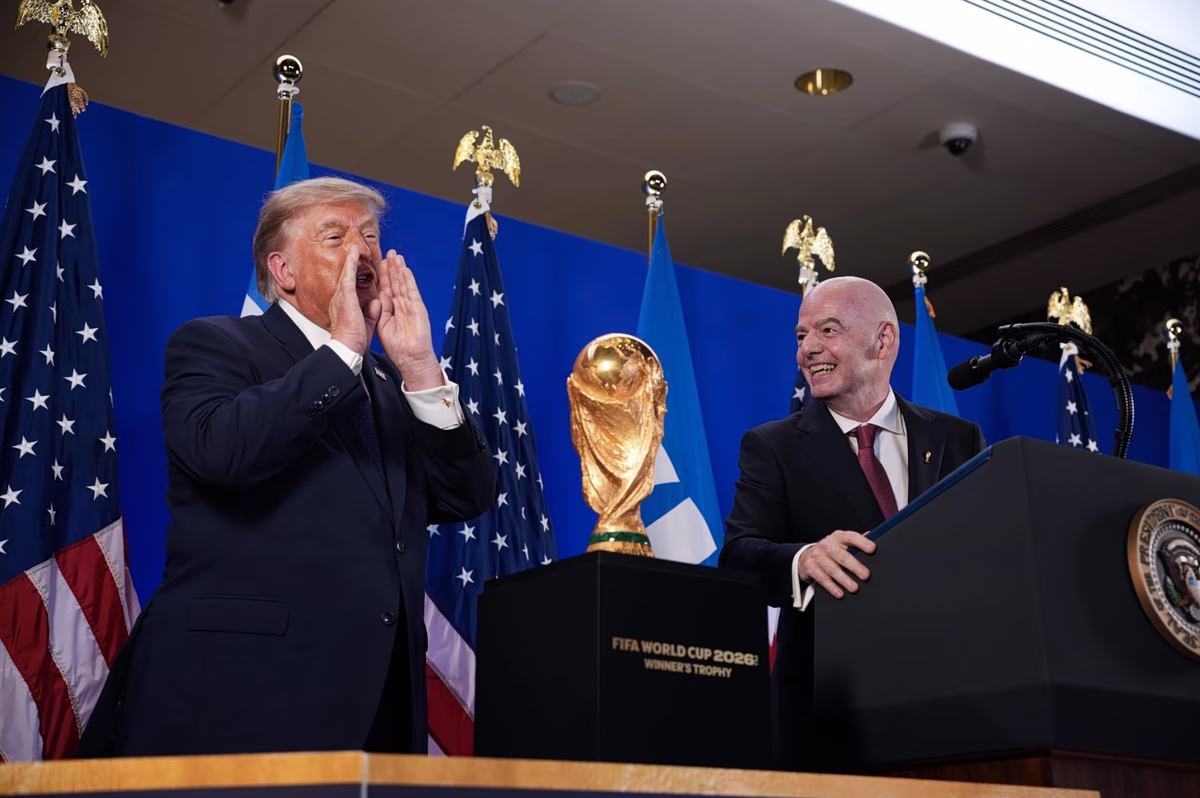 Ο Τραμπ εκθείασε τη FIFA για το σκάνδαλο Μπαλογκάν: «Ο Τζιάνι πήρε τη σωστή απόφαση»