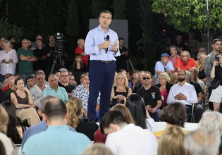 «Τώρα Μιλάμε»: Η αρχή στη Νίκαια, η επόμενη στάση στο Περιστέρι – Στην πλ. Δημαρχείου την Πέμπτη ο Αλ. Τσίπρας