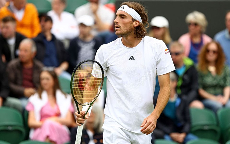 Ο Τσιτσιπάς προκρίθηκε στους «4» του Gstaad Open (vid)