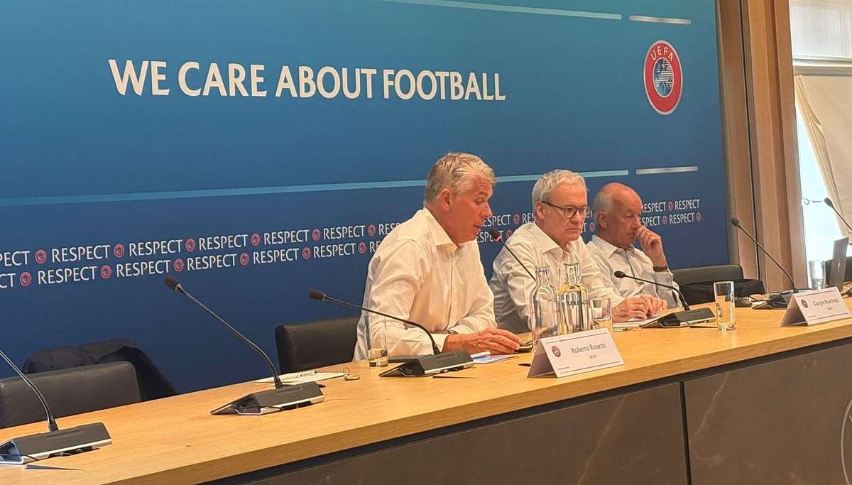 UEFA: Λιγότερο VAR ζήτησε ο Ροσέτι από τους αρχιδιαιτητές των κορυφαίων πρωταθλημάτων