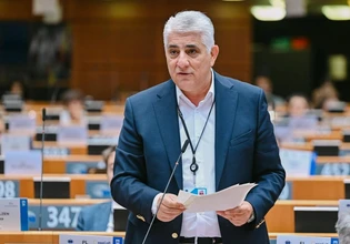 ΚΕΔΕ: Η ανανέωση των γενεών στη γεωργία αποτελεί προϋπόθεση για τη βιωσιμότητα της ελληνικής υπαίθρου και τη διατροφική ασφάλεια της Ευρώπης