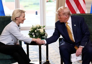 Το deal ΗΠΑ – ΕΕ έναν χρόνο μετά – Πόσο (δεν) τηρήθηκε