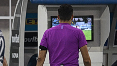 Διαιτησία: Αυτή είναι η λίστα των Ευρωπαίων VAR υψηλού επιπέδου για τα ντέρμπι της Super League