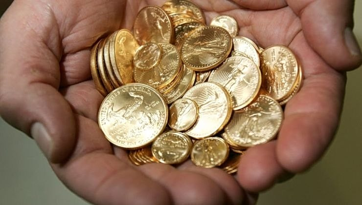 Έβγαλαν από το… σεντούκι 14.000 χρυσές λίρες