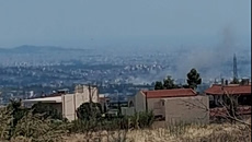 Φωτιά στις Αχαρνές – Σηκώθηκαν τρία εναέρια μέσα