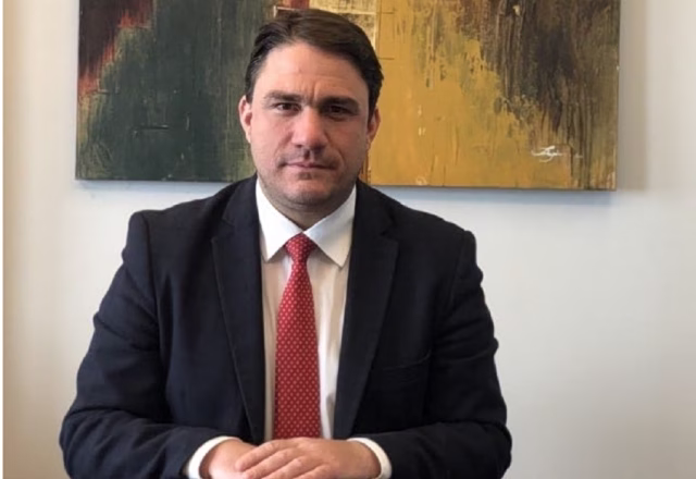 Τσουκαλάς: Η εξωτερική πολιτική της κυβέρνησης δεν έχει βάθος – Δεν είδε τη μετατόπιση των ΗΠΑ και της ΕΕ προς την Τουρκία