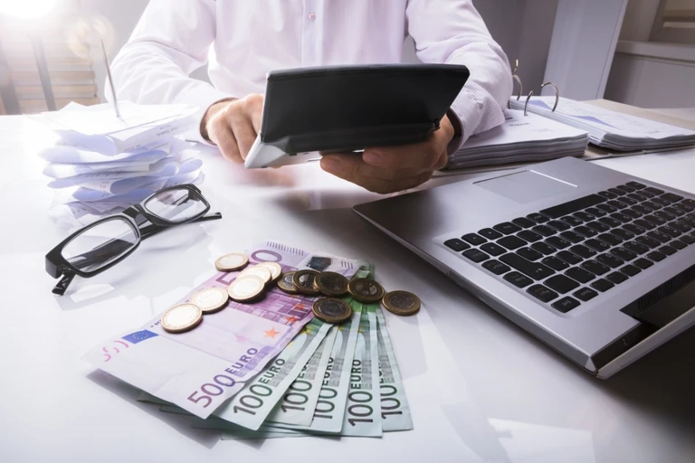 ΕΦΚΑ – ΚΕΑΟ: Ρύθμιση χρεών σε 72 δόσεις – Νέα ευκαιρία για περίπου 1,5 εκατ. οφειλέτες
