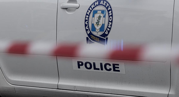 Θρίλερ στην Κατερίνη: Γυναίκα βρέθηκε νεκρή μέσα στο σπίτι της – Πατημασιές με αίματα στον χώρο